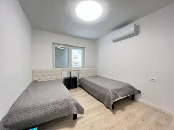 Tirane, shitet apartament 2+1 Kati 3, 71 m² 137.000 € (Pazari Ri)