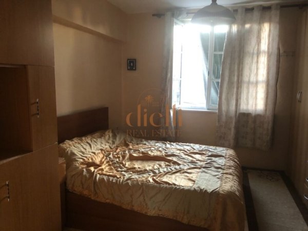Tirane, jepet me qera apartament 1+1 Kati 4, 450 €