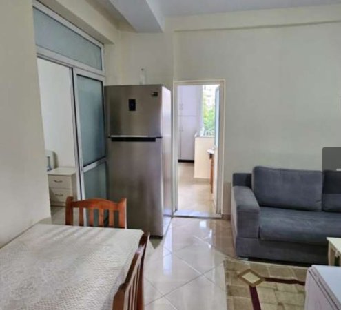 Tirane, jepet me qera apartament 1+1 Kati 3, 55 m² 400 € (21 Dhjetori)