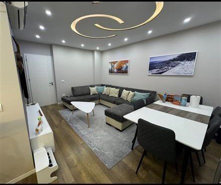 Tirane, jepet me qera apartament 2+1 Kati 2, 95 m² 480 € (yzbeirsht)