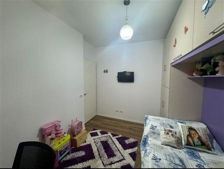 Tirane, jepet me qera apartament 2+1 Kati 2, 95 m² 480 € (yzbeirsht)