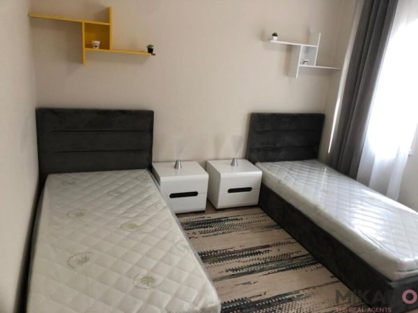 shitet , 99 m² 220.000 €