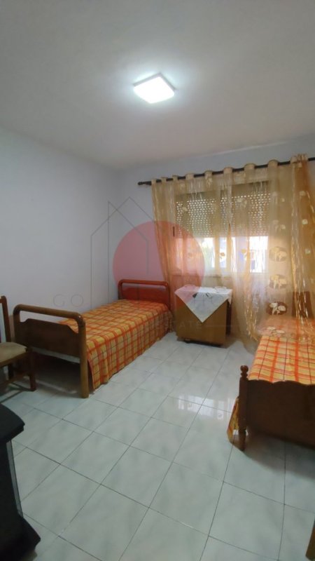 Tirane, jepet me qera apartament 2+1 Kati 5, 80 m² 400 € (Ali Demi)