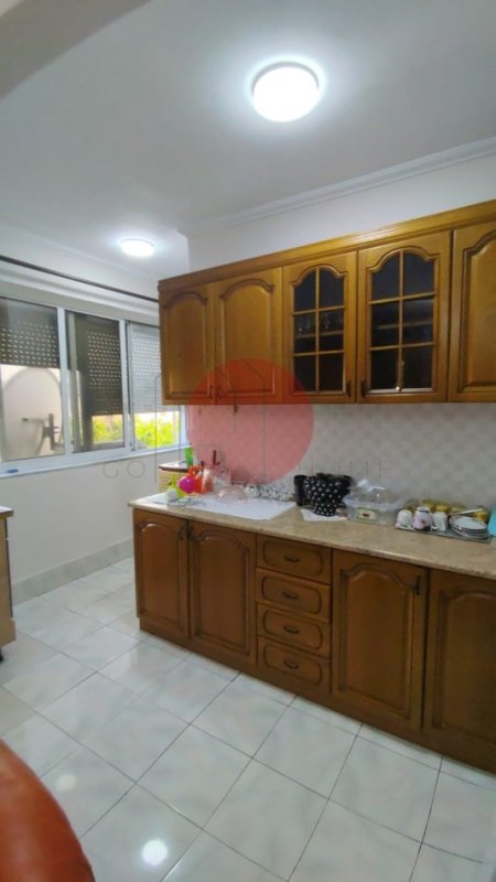 Tirane, jepet me qera apartament 2+1 Kati 5, 80 m² 400 € (Ali Demi)