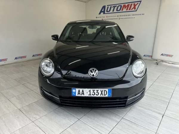 Tirane, shes makine VW BEETLE Nafte, e zeze automatik Klima 71.000 km 10.500 €