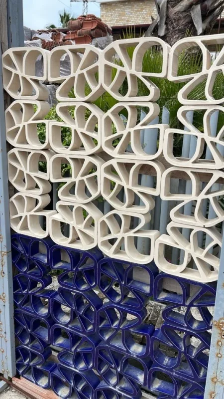 Tirane, shes Tulla xhami 10 €