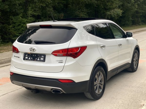 Tirane, shes makine Hyundai Benzin, e bardhë automatik Klima