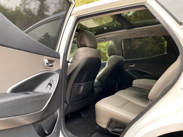 Tirane, shes makine Hyundai Benzin, e bardhë automatik Klima