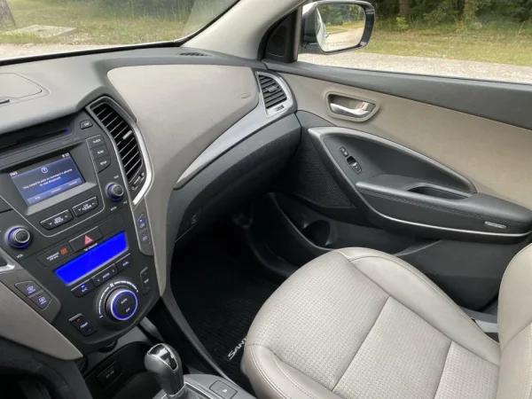 Tirane, shes makine Hyundai Benzin, e bardhë automatik Klima