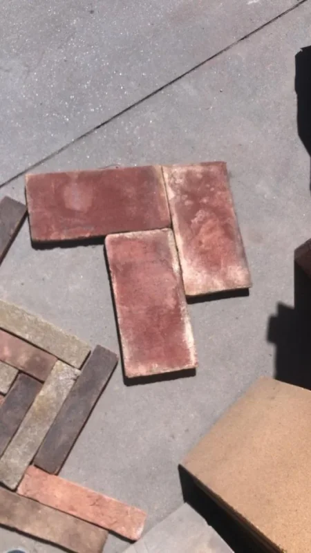 Tirane, shes Tulla shamat, Tulla xhami 10 €