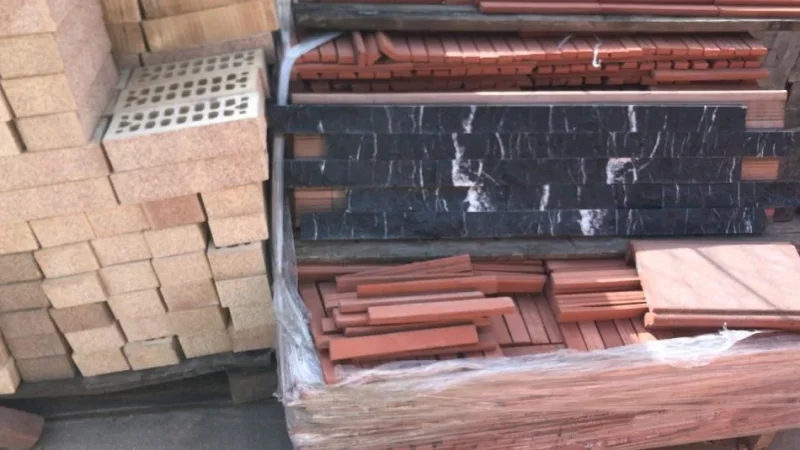 Tirane, shes Tulla shamat, Tulla xhami, Tulla balte 10 €