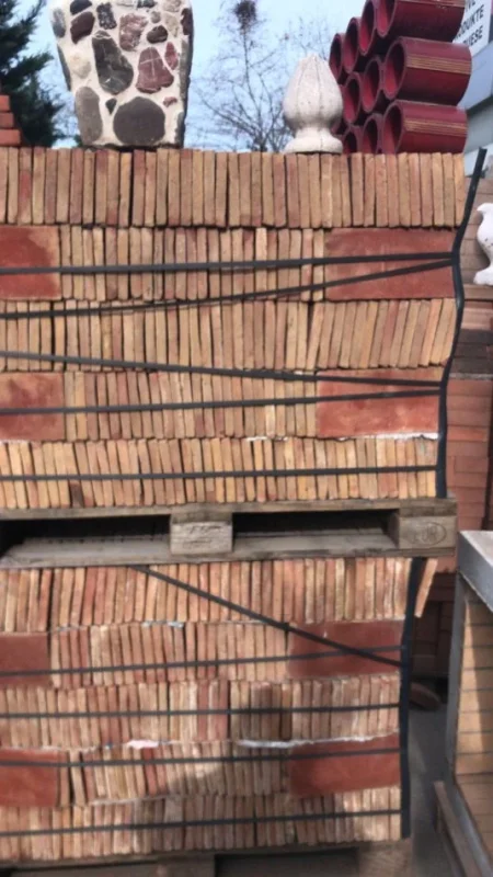 Tirane, shes Tulla shamat, Tulla xhami 10 €