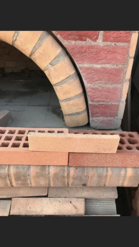 Tirane, shes Tulla shamat, Tulla xhami etj.. 10 €