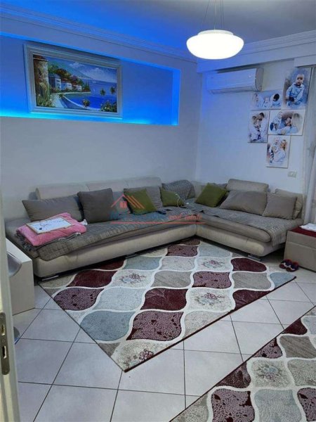 Tirane, shitet apartament 1+1+Ballkon Kati 4, 73 m² 139.000 € (Kodra e Diellit 1)