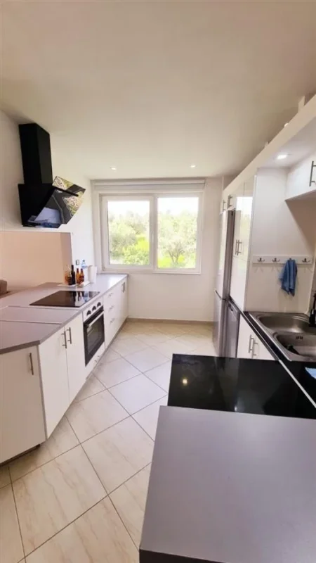 Tirane, shitet apartament+verande | Penthouse 2+1 Kati 5, 174 m² 288.500 € (Liqeni i Thate)