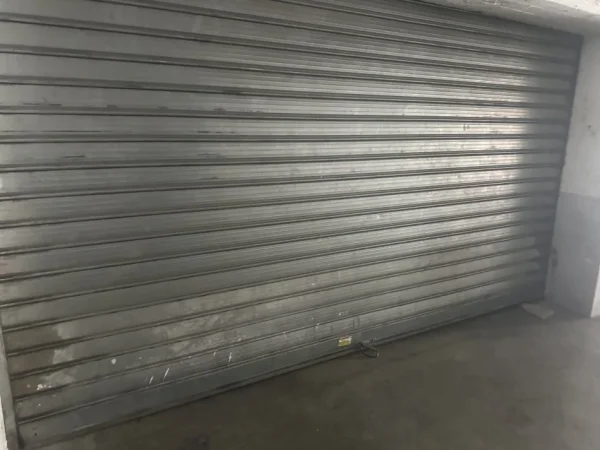 Tirane, shitet garazh Kati -1, 40 m² 42.000 € (Kavajes)