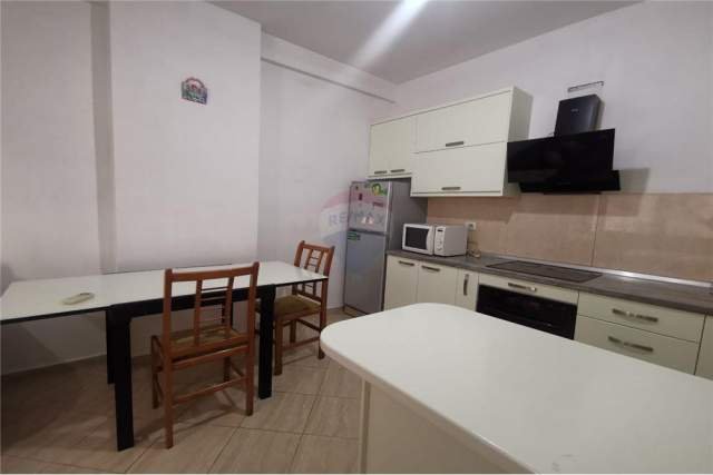 Tirane, jepet me qera apartament 2+1+BLK Kati 2, 105 m² 350 Euro (Rruga Teodor keko)