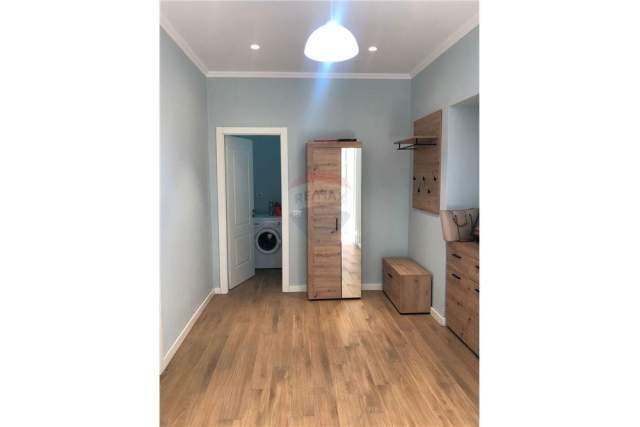 Tirane, jepet me qera Vile 2+1 Kati 1, 90 m² 400 Euro (RRUGA E KAVAJES GLOBE)
