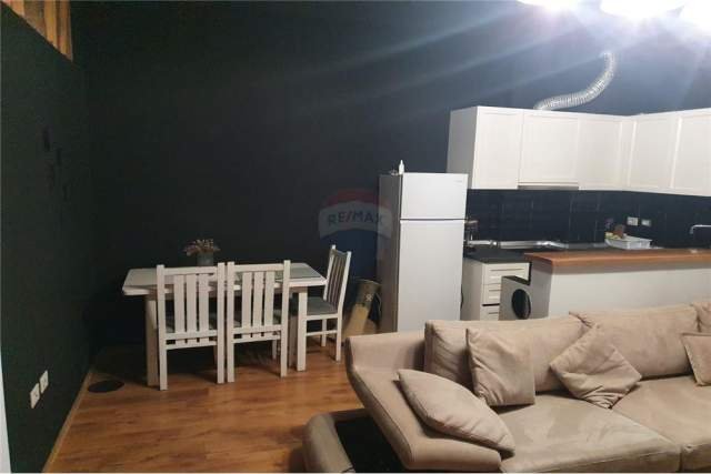 Tirane, jepet me qera apartament 2+1 Kati 1, 70 m² 450 Euro (KOMPLEKSI NOVA kodra diellit)