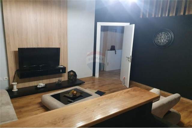 Tirane, jepet me qera apartament 2+1 Kati 1, 70 m² 450 Euro (KOMPLEKSI NOVA kodra diellit)