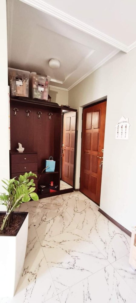 Tirane, jepet me qera apartament 1+1+BLK Kati 7, 72 m² 450 Euro (sulejman delvina)