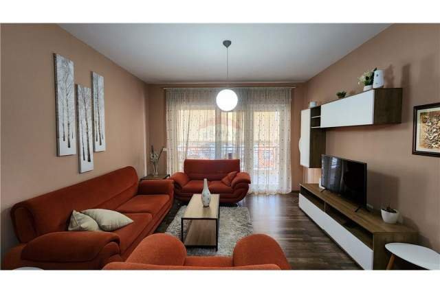 Tirane, jepet me qera apartament 2+1+BLK Kati 8, 120 m² 700 Euro