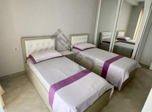 Tirane, jepet me qera apartament 2+1+BLK Kati 2, 80 m² 500 Euro (kompleksi nova)