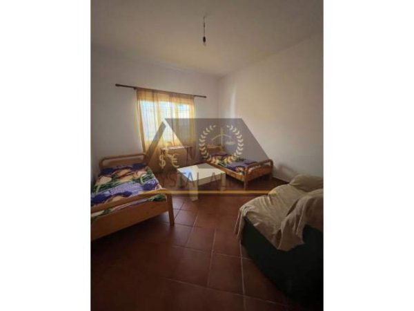 Tirane, jepet me qera Vile 2+1 Kati 0, 40.000 Leke (Bulevardi i Kasharit)