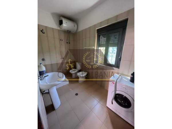 Tirane, jepet me qera Vile 2+1 Kati 0, 40.000 Leke (Bulevardi i Kasharit)