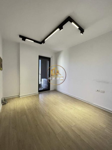 Tirane, jepet me qera apartament 2+1+BLK Kati 5, 94 m² 600 Euro (Kompleksi Olimpik)