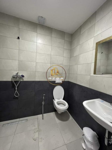 Tirane, jepet me qera apartament 2+1+BLK Kati 5, 94 m² 600 Euro (Kompleksi Olimpik)