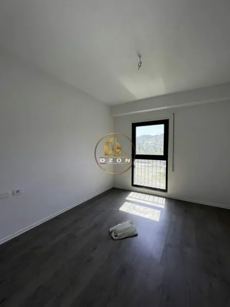 Apartament 1+1 për qira, i përshtatshëm për biznes – Kompleksi Olimpik!