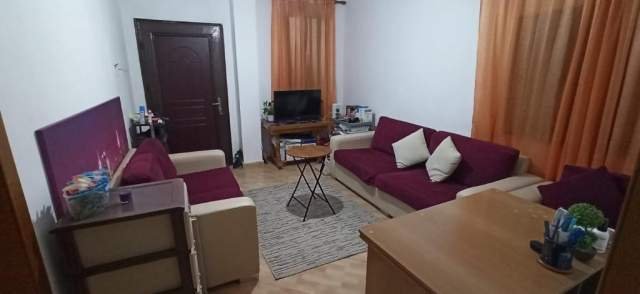 Tirane, jepet me qera apartament 2+1+A Kati 1, 50 m² 30.000 Leke (RR.SIRI KODRA)
