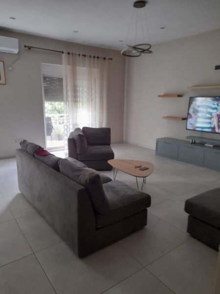 Tirane, jepet me qera apartament 2+1+BLK Kati 2, 110 m² 600 Euro (danjel ndreka)