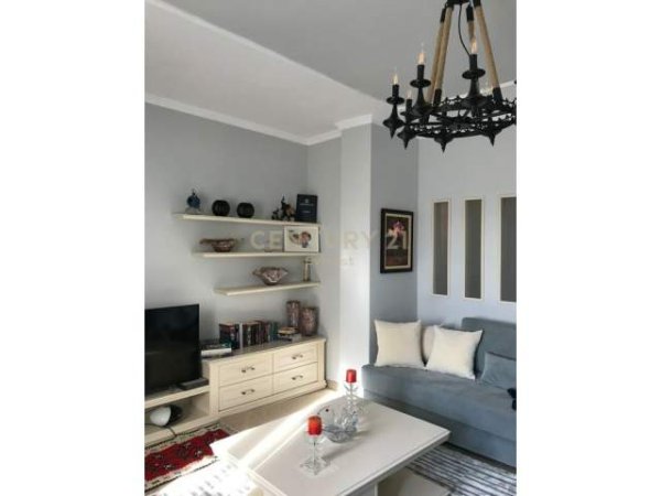 Tirane, jepet me qera apartament Kati 7, 93 m² 600 Euro (Tirana, Albania)