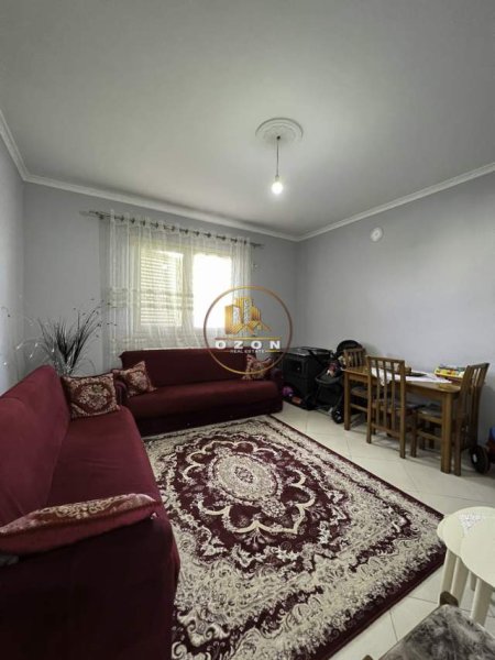 Tirane, jepet me qera Vile 3 Katshe Kati 0, 350 m² 1.700 Euro (Prane TEG)
