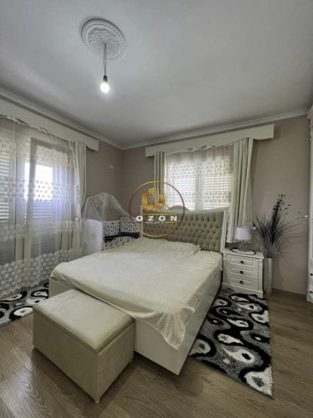 Tirane, jepet me qera Vile 3 Katshe Kati 0, 350 m² 1.700 Euro (Prane TEG)