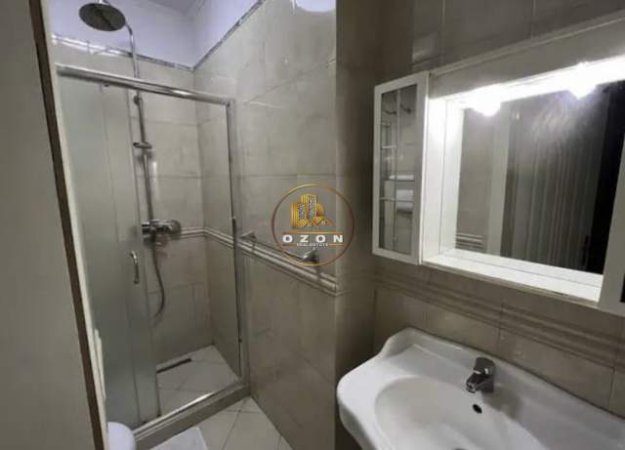 Tirane, jepet me qera apartament 2+1+BLK Kati 11, 120 m² 600 Euro (Rruga " Faik Konica ")