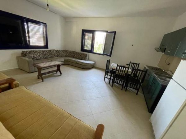 Tirane, jap me qera apartament 1+1 Kati 2, 80 m² 23.000 Leke (ali shefqeti)