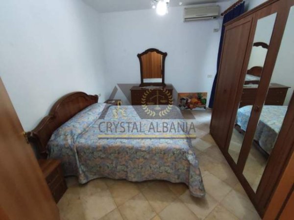 Tirane, jepet me qera apartament 2+1+BLK Kati 3, 130 m² 600 Euro (9 kateshet)