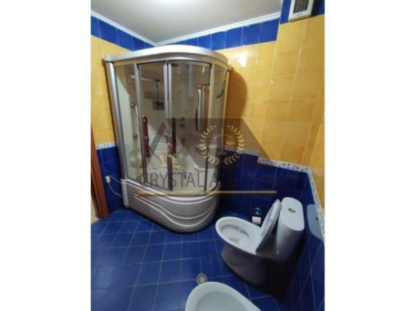Tirane, jepet me qera apartament 2+1+BLK Kati 3, 130 m² 600 Euro (9 kateshet)