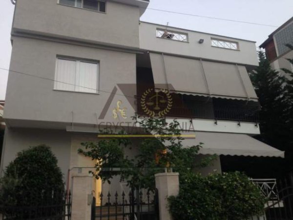 Tirane, jepet me qera Vile 3 Katshe Kati 3, 306 m² 2.000 Euro