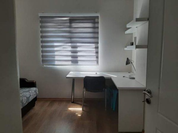 Tirane, jepet me qera Vile Kati 2, 135 m² 500 Euro (Rruga Riza Cerova 195/1)