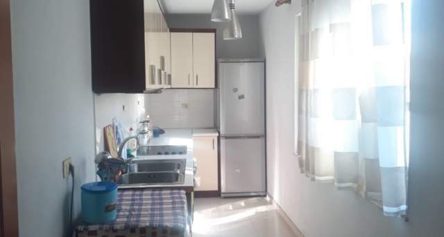 Tirane, jepet me qera apartament 2+1+BLK Kati 5, 92 m² 450 Euro (21 dhjetori)