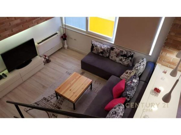 Tirane, jepet me qera apartament duplex 1+1 Kati 2, 50 m² 450 Euro (Myslym Shyri)