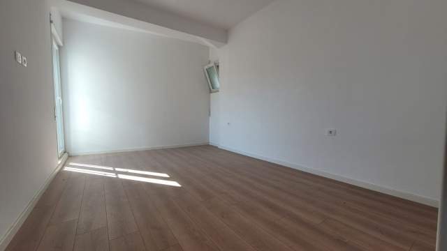 Tirane, shitet Penthouse 2+1+A+BLK Kati 7, 213 m² 147.000 Euro (rruga e dibres)