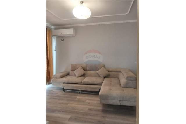 Tirane, jap me qera apartament Kati 3, 95 m² 480 Euro (rrapo hekali)