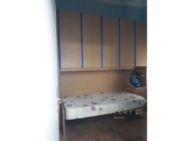 Tirane, jepet me qera 3+1 Kati 2, 109 m² 700 Euro (Zogu I Zi)