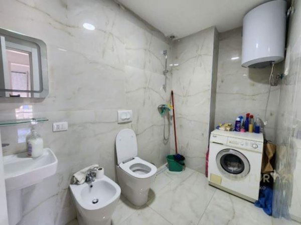 Tirane, jap me qera apartament 2+1 Kati 7, 81 m² 500 Euro (Don Bosco)