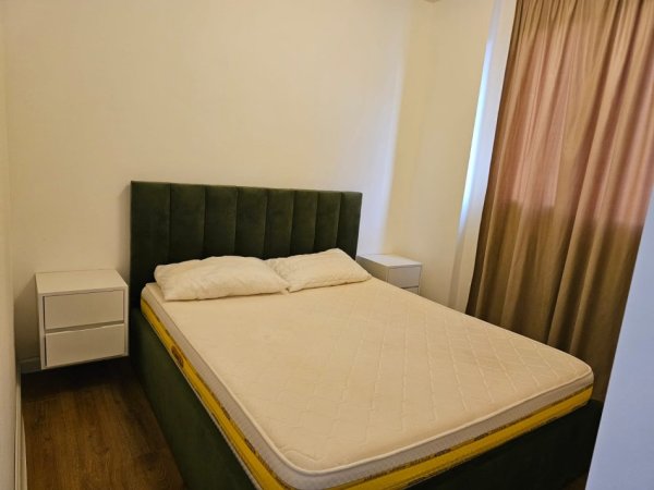 Tirane, jepet me qera apartament 1+1 Kati 3, 77 m² 500 € (Qsut)